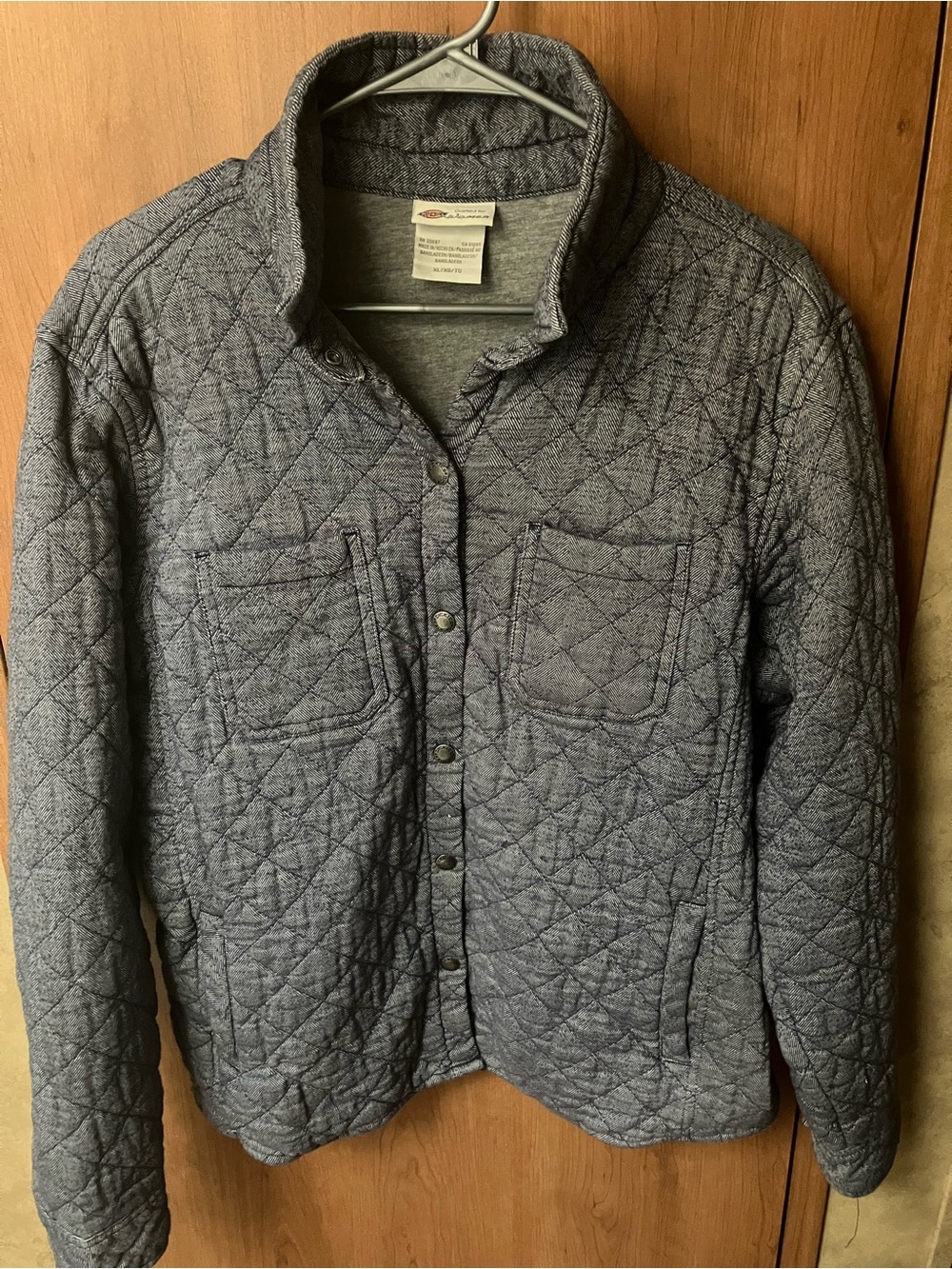 Dickies Women’s Quilted Lightweight Snap Shirt Jacket in Light Denim Color XL